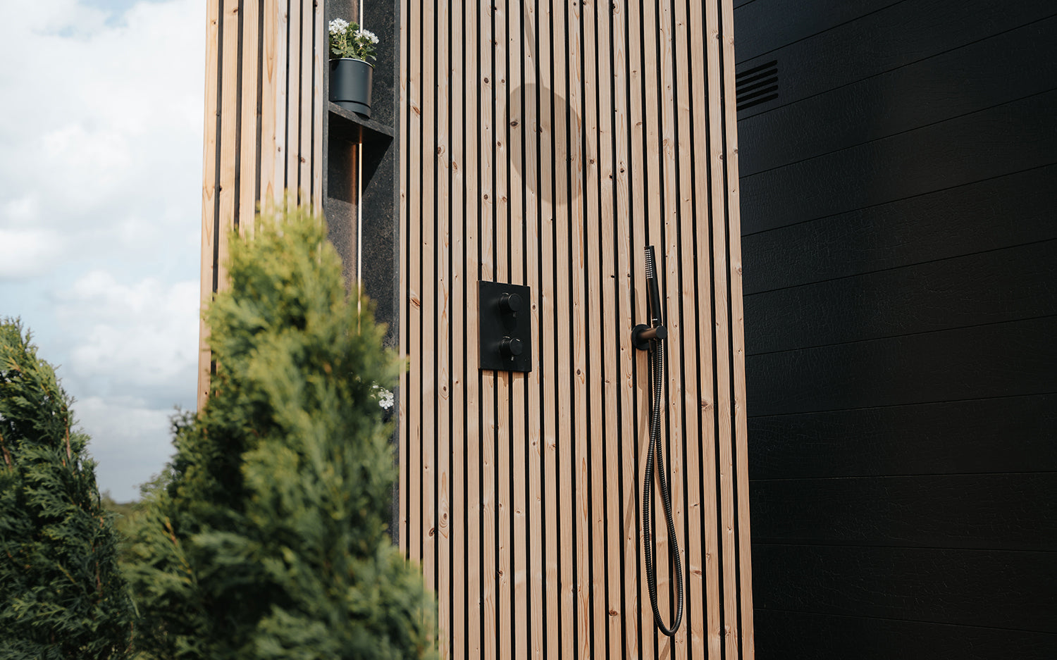 Auroom Vel Aqua Shower