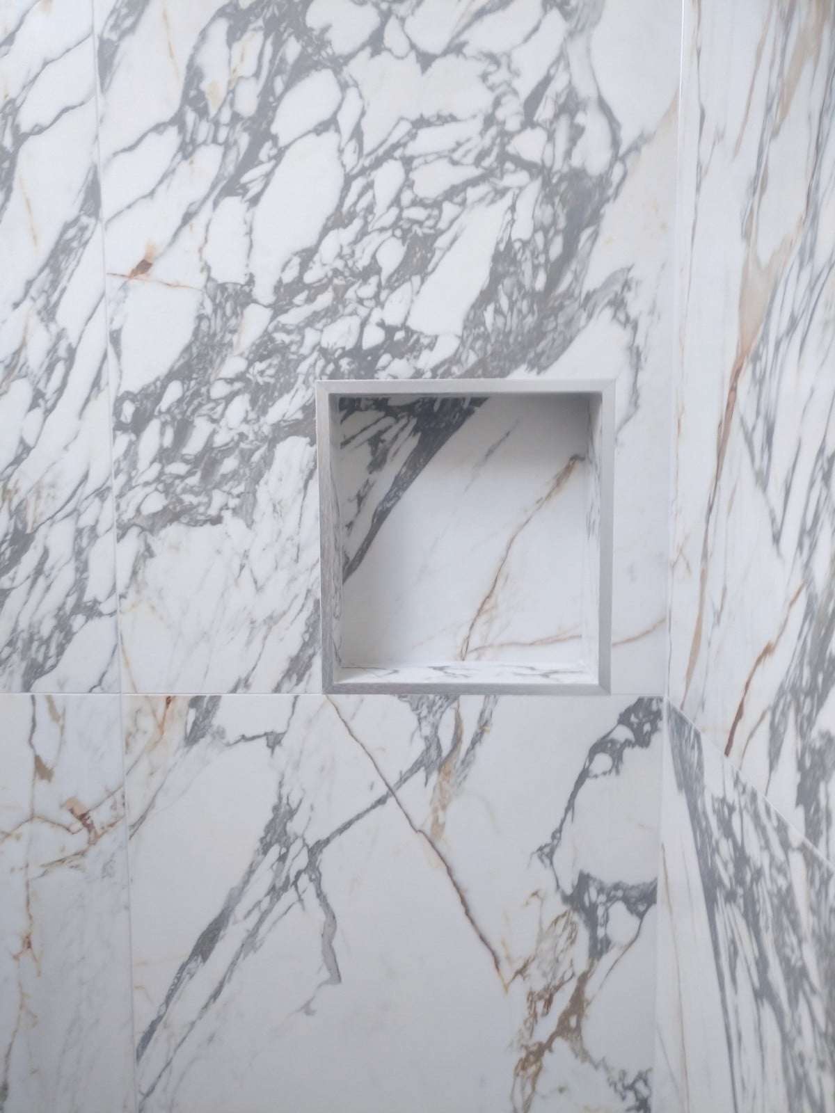 Uniproof® Tileable Shower Niche Square